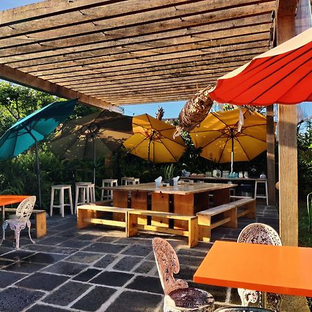 Hostel Out Of The Blue Ponta Delgada Exterior foto