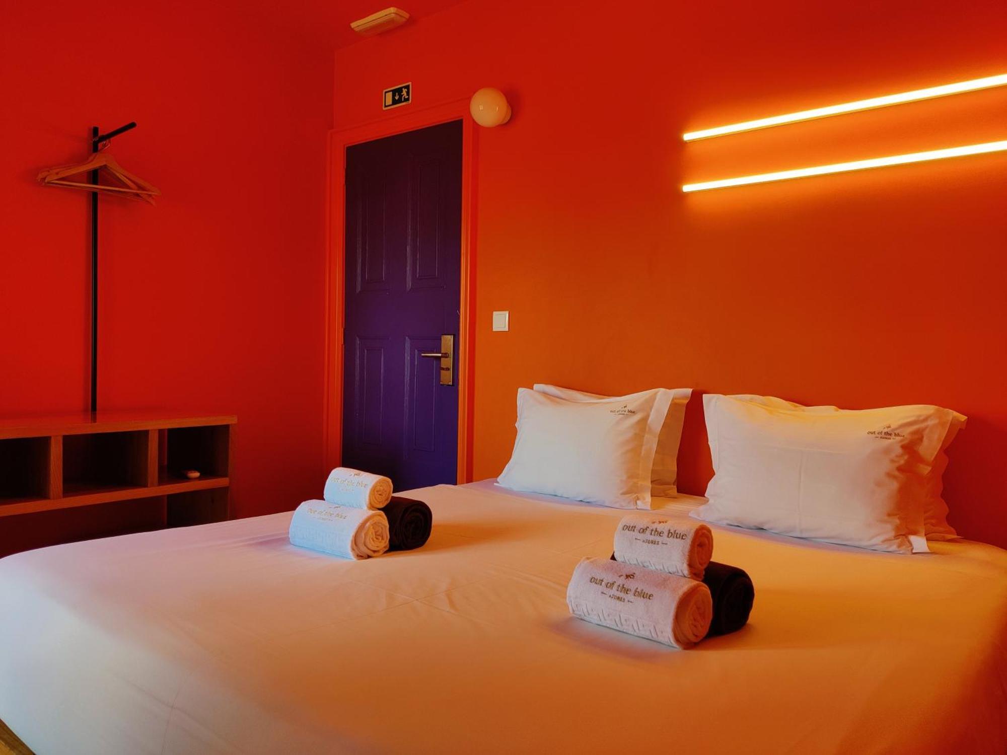 Hostel Out Of The Blue Ponta Delgada Exterior foto